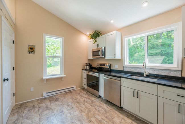 4 - 14 Vaughn Farm Rd, Condo with 3 bedrooms, 4 bathrooms and null parking in Manchestr Ctr VT | Image 6
