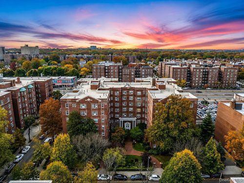 2b-76-36 113th St, Forest Hills, NY, 11375-6501 | Card Image
