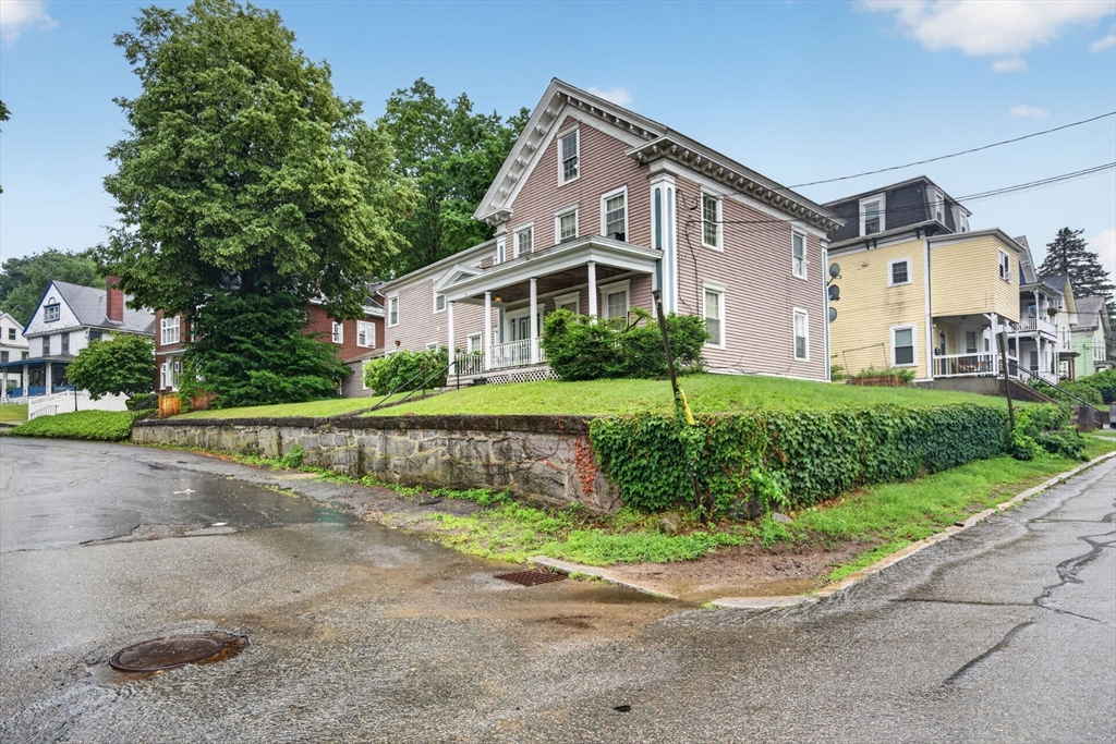 Residential Income in Fitchburg 2