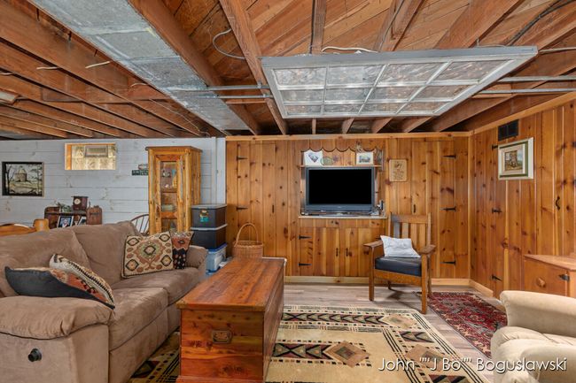 1017 Pearl St, House other with 2 bedrooms, 2 bathrooms and null parking in Belding MI | Image 12