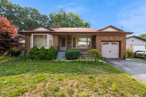 103 Briarwood Cres, Hamilton, ON, L9C4C3 | Card Image