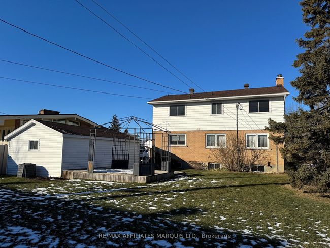 77 Kyle Dr, House other with 4 bedrooms, 3 bathrooms and 3 parking in South Dundas ON | Image 27
