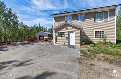 2830 S Beechwood Cir, Big Lake, AK, 99623-9644 | Card Image