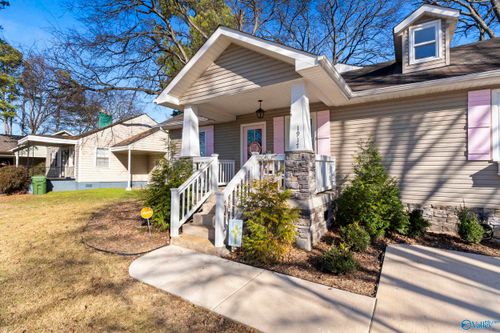 1917 Vanderbilt Cir Sw, Huntsville, AL, 35801-5241 | Card Image
