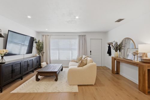365 Garden Blvd, Palm Beach Gardens, FL, 33410-4879 | Card Image