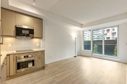 405-38 Promenade Simcoe, Markham, ON, L6G0H7 | Card Image