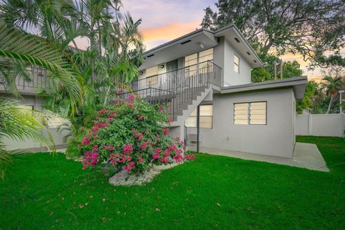 5a-515 Se 9th St, Fort Lauderdale, FL, 33316-1174 | Card Image