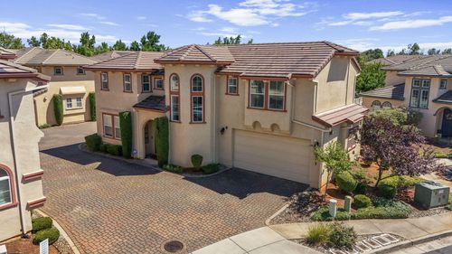 1969 Salzburg Trail, Redding, CA, 96003 | Card Image