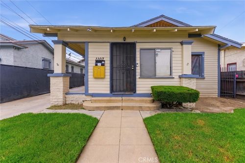 1107 Mahanna Ave, Long Beach, CA, 90813-3725 | Card Image
