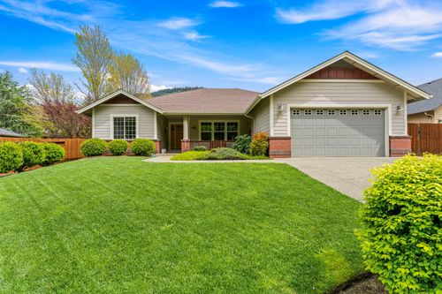 2317 Se Overland Drive, Grants Pass, OR, 97527 | Card Image