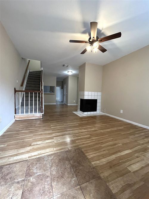 1303-2910 Grants Lake Blvd, Sugar Land, TX, 77479-1244 | Card Image