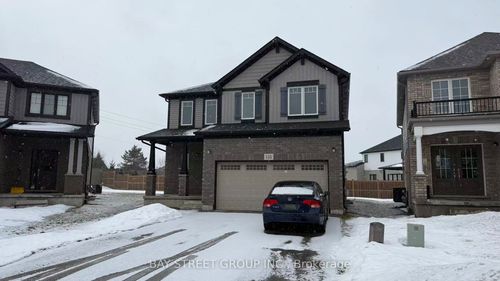 135 Juneberry Rd, Thorold, ON, L2V0H8 | Card Image