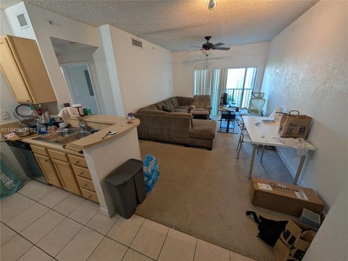 apt-620-6001 Sw 70th St, South Miami, FL, 33143-3430 | Card Image