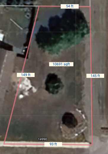 Land in Becker