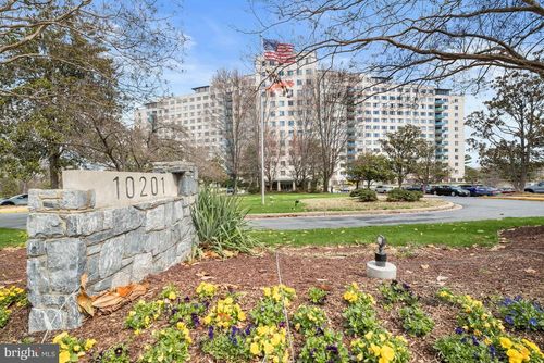 1215-10201 Grosvenor Pl, ROCKVILLE, MD, 20852-4619 | Card Image