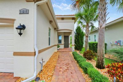 11215 Sw Visconti Way, House other with 2 bedrooms, 2 bathrooms and null parking in Port St Lucie FL | Image 2