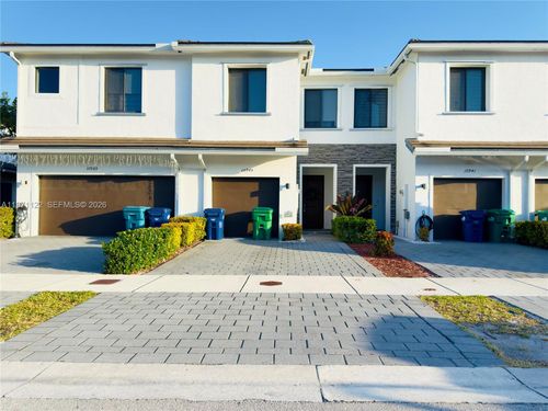 10945 Sw 235th Ln, Homestead, FL, 33032-6319 | Card Image