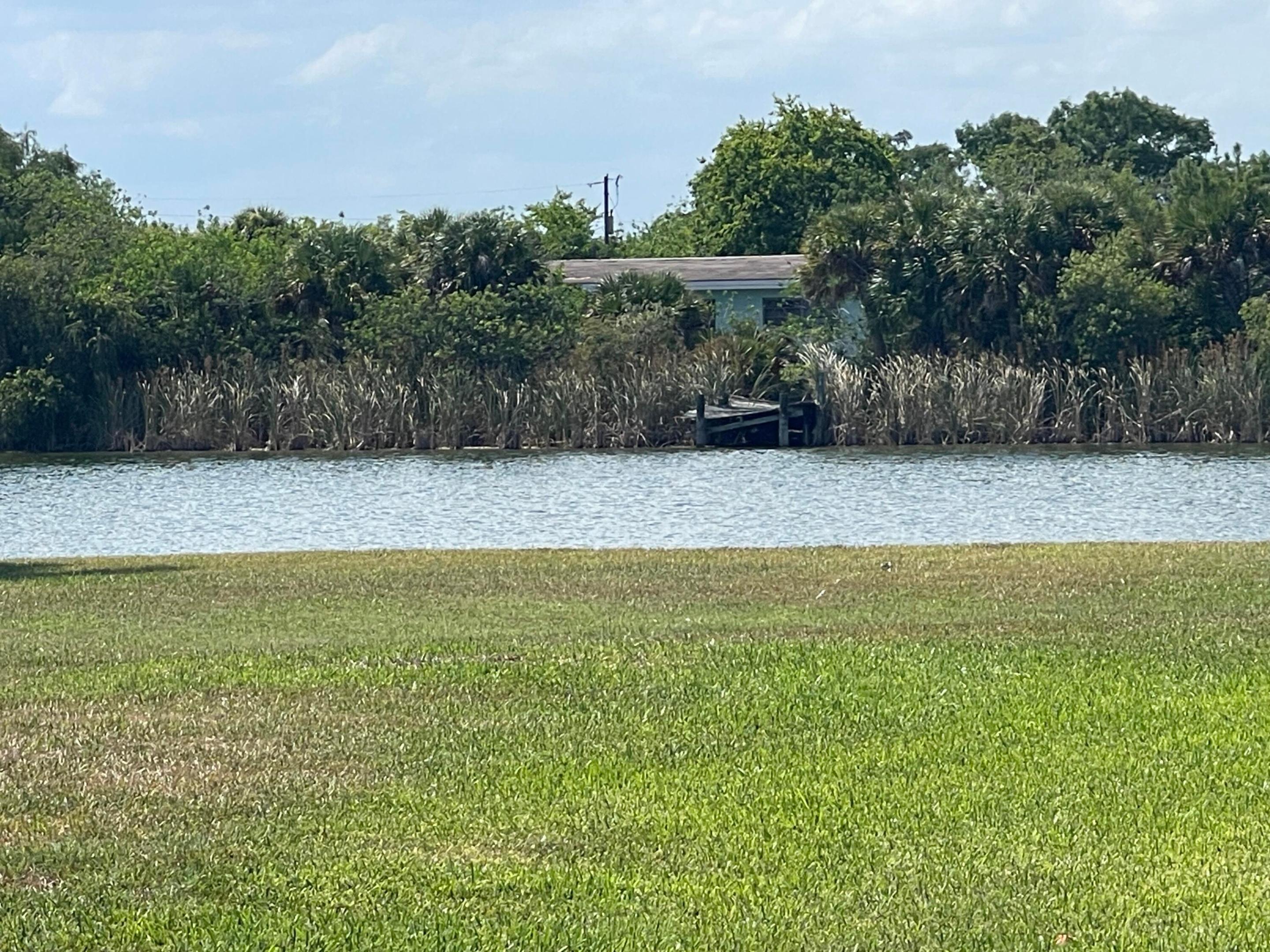 Commercial Sale in Moore Haven 4