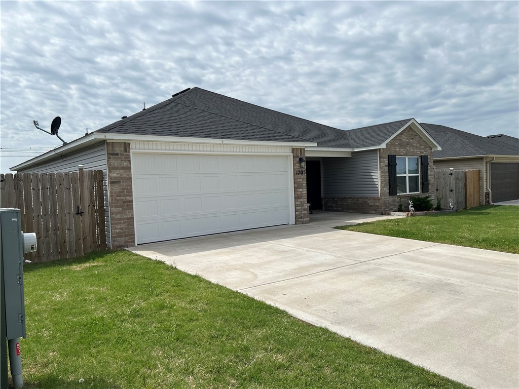 Residential in Gentry 2