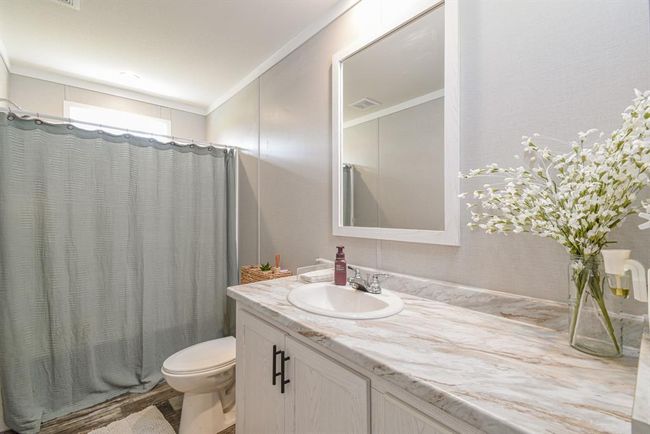 5624 Wickwillow Ln, House other with 3 bedrooms, 2 bathrooms and null parking in Alvin TX | Image 24