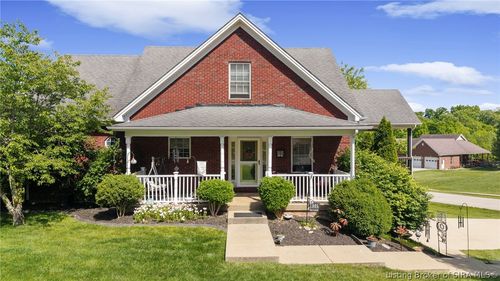 7805 Rain Creek Dr, Henryville, IN, 47126-8885 | Card Image