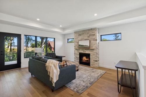 620 Greenvale Ave W, Northfield, MN, 55057-1536 | Card Image