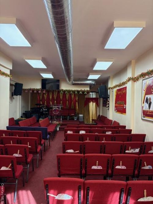 220 Merrick Blvd, Laurelton, NY, 11413-1925 | Card Image