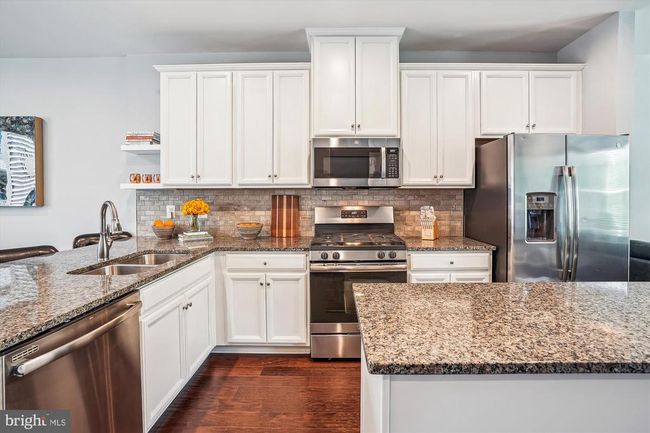 43436 Apple Orchard Sq, Townhouse with 4 bedrooms, 5 bathrooms and null parking in ASHBURN VA | Image 19