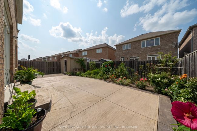 22 Constance St, House other with 6 bedrooms, 6 bathrooms and 5 parking in Brampton ON | Image 37