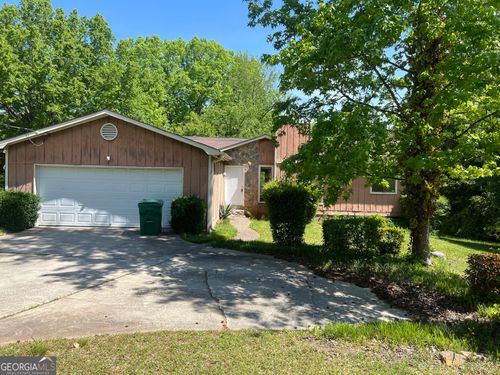 1937 Young Rd, Lithonia, GA, 30058-5551 | Card Image