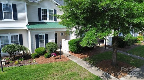 4151 Town Center Rd, Harrisburg, NC, 28075-7440 | Card Image