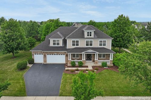 10174 Hopkins St, Huntley, IL, 60142-8109 | Card Image