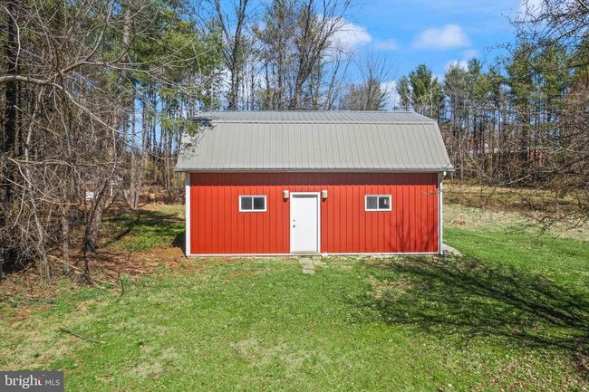 38956 Rickard Rd, House other with 3 bedrooms, 3 bathrooms and null parking in LOVETTSVILLE VA | Image 51