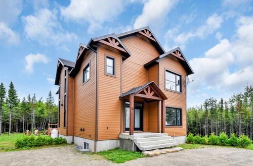 26 Ch Pierre-Perrault, Petite-Rivière-Saint-François, QC, G0A2L0 | Card Image