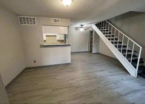 1153-7152 Fair Oaks Ave, Dallas, TX, 75231-6175 | Card Image