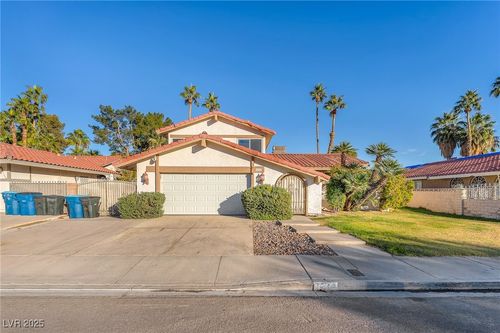 5214 Annie Oakley Dr, Las Vegas, NV, 89120-1326 | Card Image