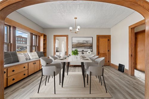 419 21st St Ne, Cedar Rapids, IA, 52402-6324 | Card Image