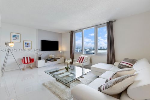 931-2301 Collins Ave, Miami Beach, FL, 33139-1628 | Card Image
