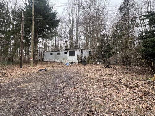 65 Whitewood Tract, Phoenix, NY, 13135-4247 | Card Image