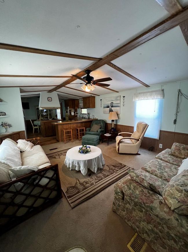 242 Sw 820 Th St, House other with 2 bedrooms, 2 bathrooms and null parking in Steinhatchee FL | Image 6