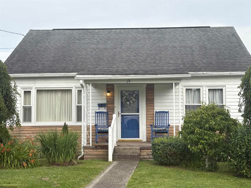 19 Tucker Street, Buckhannon, WV, 26201-2554 | Card Image