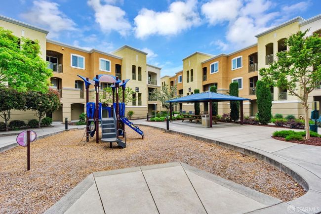 UNIT-204 - 4700 Norris Canyon Rd, Condo with 3 bedrooms, 2 bathrooms and 2 parking in San Ramon CA | Image 26
