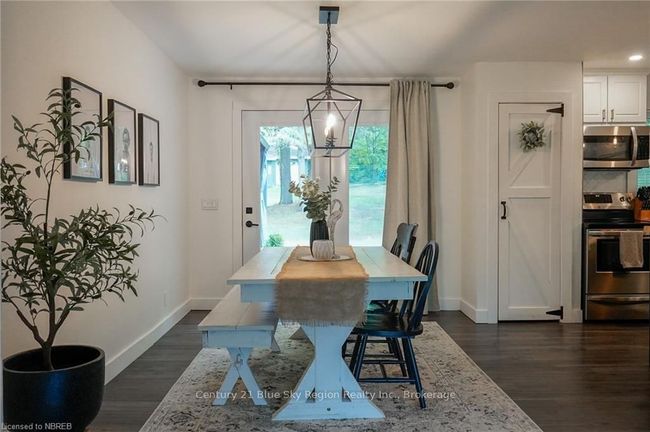 6 Mccharles Line, House other with 3 bedrooms, 2 bathrooms and 6 parking in Powassan ON | Image 9