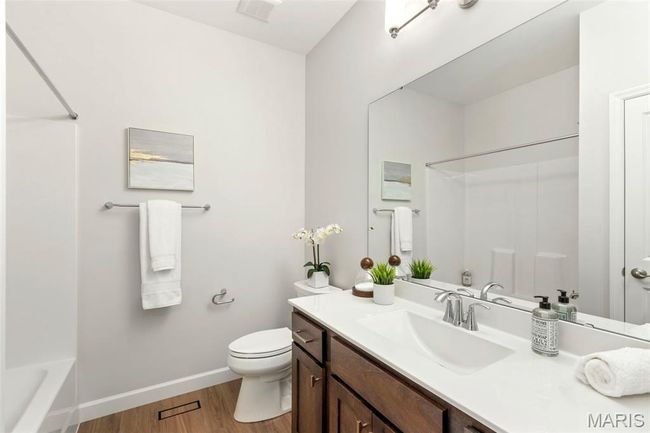 Photo representation of similar home. Some features shown may be optional. | Image 11