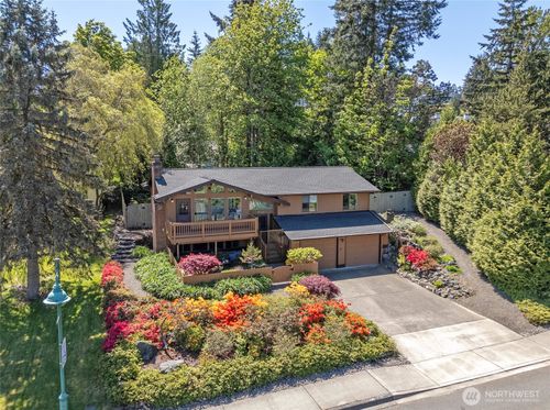 3714 Edwards Dr, Gig Harbor, WA, 98335-1119 | Card Image