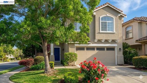 8516 Peachtree Ave, Newark, CA, 94560-3341 | Card Image