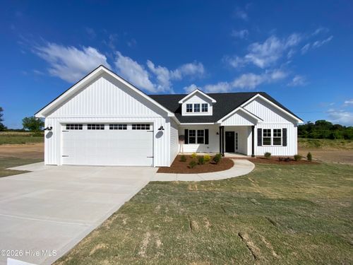 205 N Rabbit Run Dr, Smithfield, NC, 27577 | Card Image