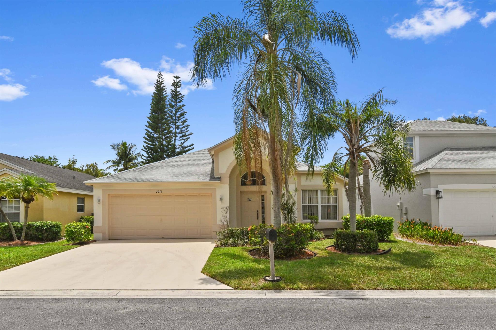Soundings Ct, Greenacres, FL 33413