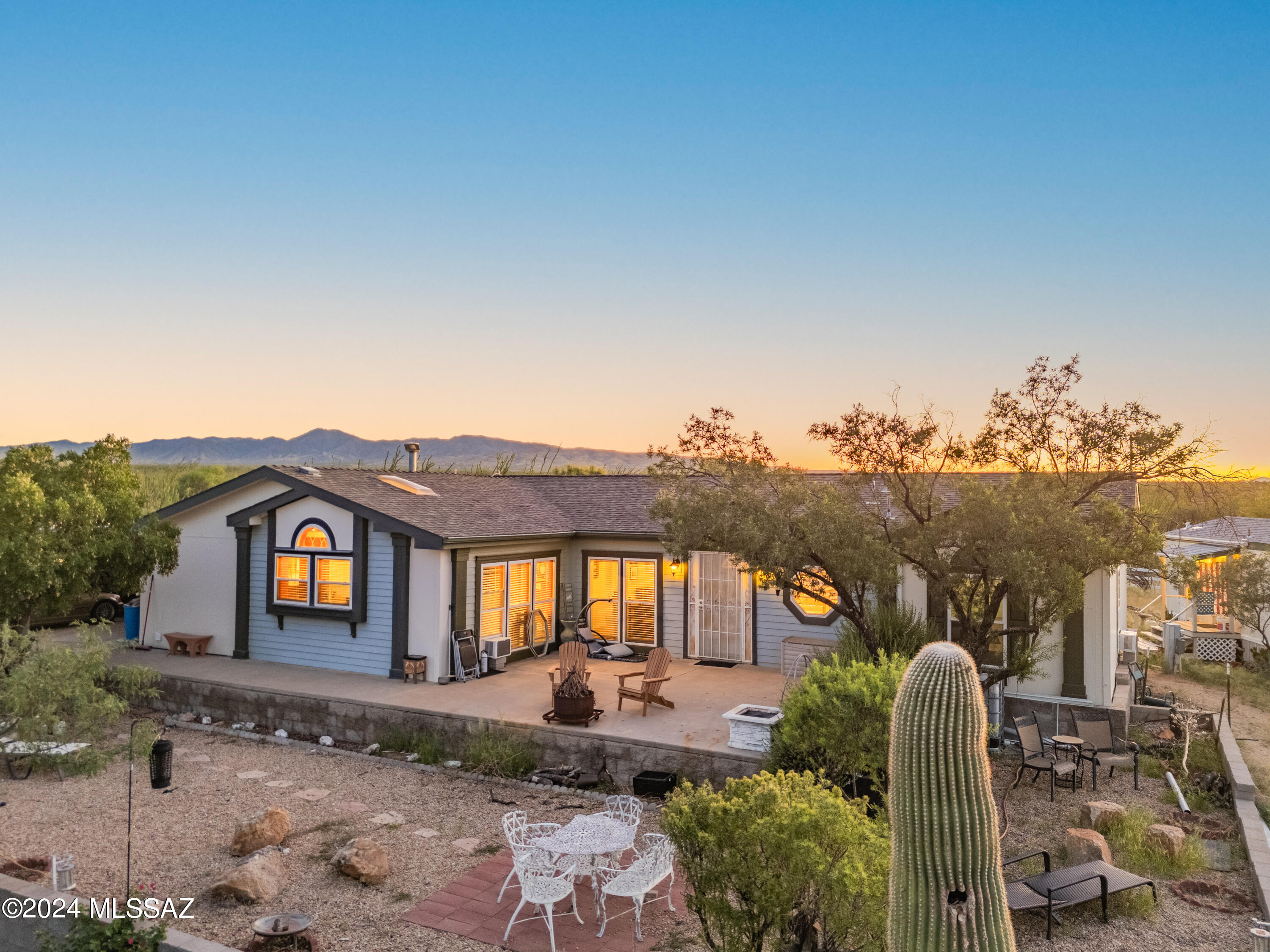 Bucking Horse Rd, Sahuarita, AZ 85629