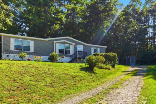 62 Summer St, Northfield, NH, 03276-1636 | Card Image